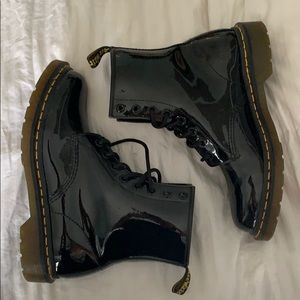 Dr. Marten size 9 Classic Black Boot NEW